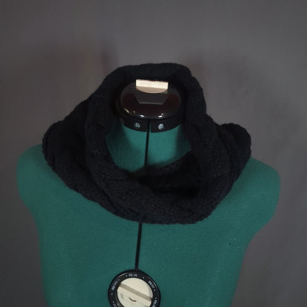 Accessory Depot Black Chunky Knit Infinity Cowl Scarf Neck Warmer OSFM